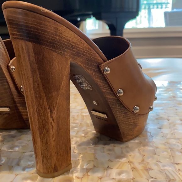 Gucci wooden platform knockouts - Picture 12 of 13